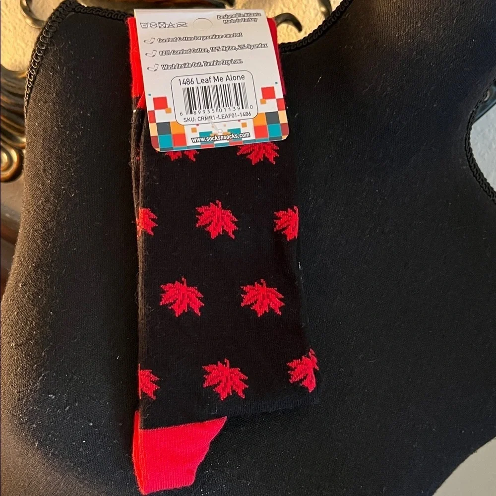 Socks N Socks Men’s Crew Socks Leaf Me Alone Black Red White Made In Turkey